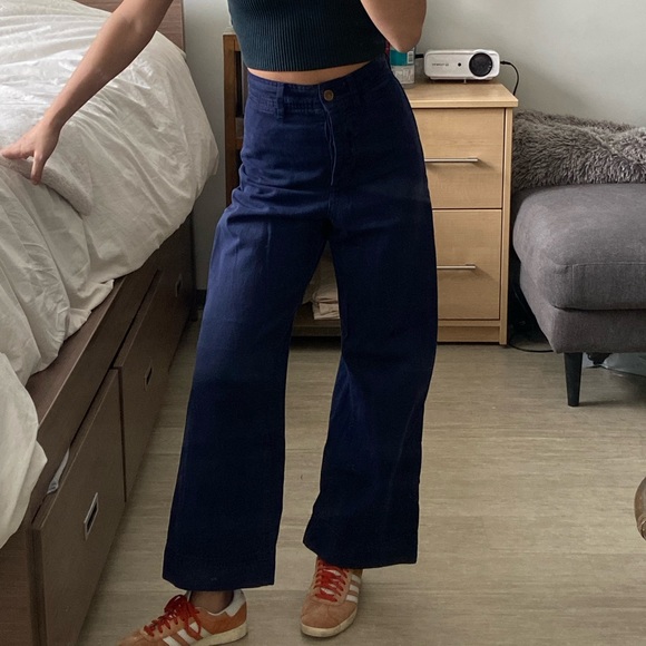 Aritzia wide leg pants - Picture 1 of 3